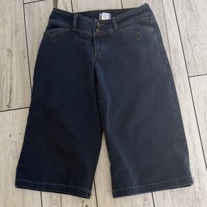Vintage Roper Bermuda style jeans. Size 7